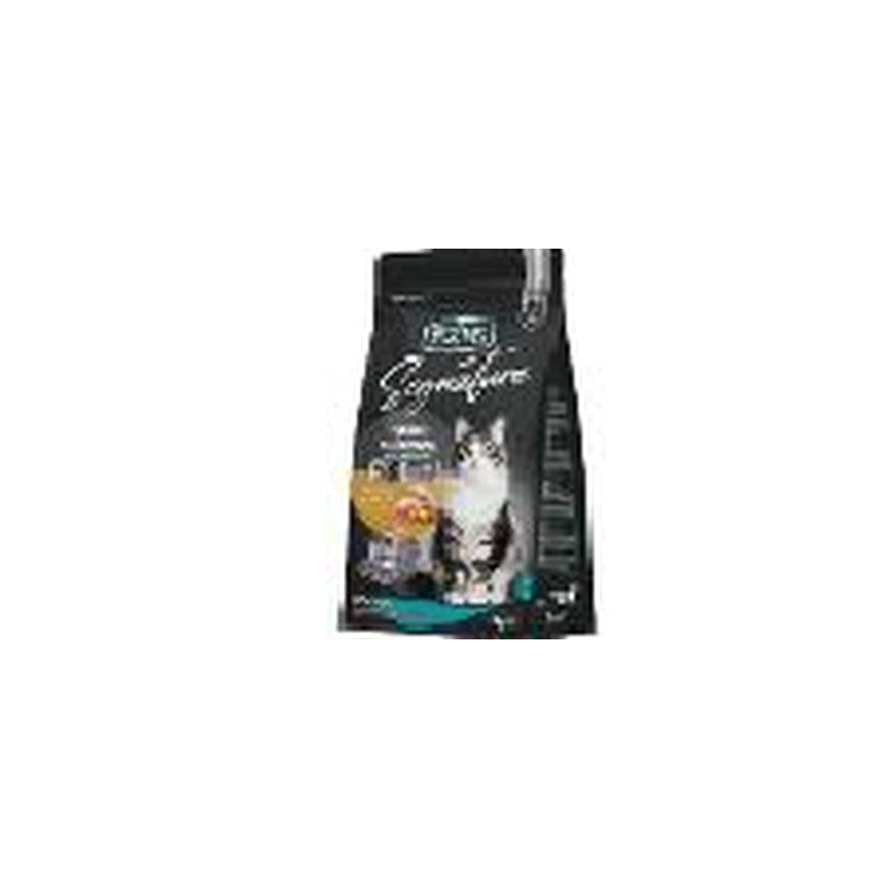 Signature Chicken Sterilized Adult Cat 2kg